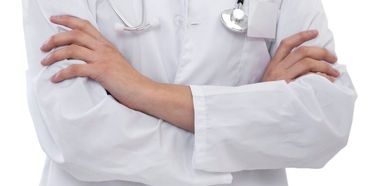 Cursos de Medicina do interior do RJ têm baixo desempenho no Enamed