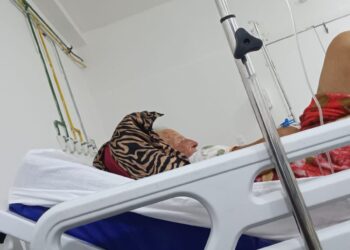 Idosa permanece internada e aguarda vaga para transferência após acidente