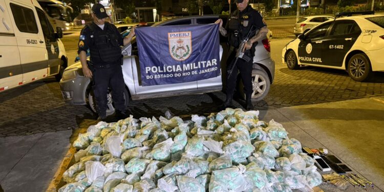 32º BPM apreende 36 mil papelotes de cocaína e causa prejuízo milionário ao tráfico