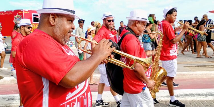 Carnaval da Alegria encerra programação com muita música e animação