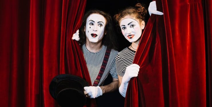 Emart abre 160 vagas para Curso Livre de Teatro gratuito em Macaé