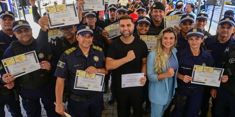 Guarda Civil forma primeira turma habilitada para atuar armada em Campos