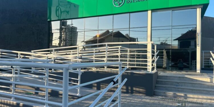 Justiça suspende concurso por percentual insuficiente de cotas raciais