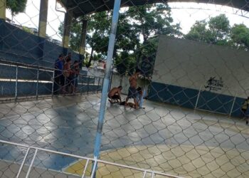 Ataque a tiros perto de escola deixa três pessoas feridas, incluindo professora