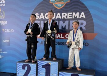 Aos 9 anos, Adrian Soares coleciona títulos e chama atenção no jiu jitsu