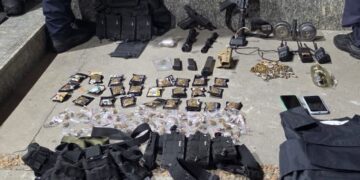 Confronto termina com presos e apreensão de armas pesadas