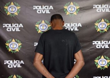 Flagrante de tráfico termina com prisão e apreensão de drogas