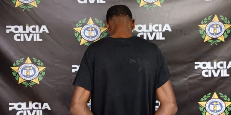 Flagrante de tráfico termina com prisão e apreensão de drogas