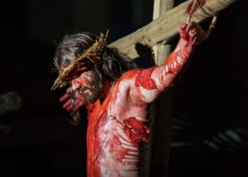 Encenação da Paixão de Cristo celebra 15 anos de fé e união