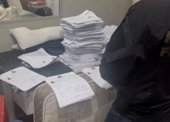 PF faz operação contra suspeita de fraude em diplomas para vigilantes