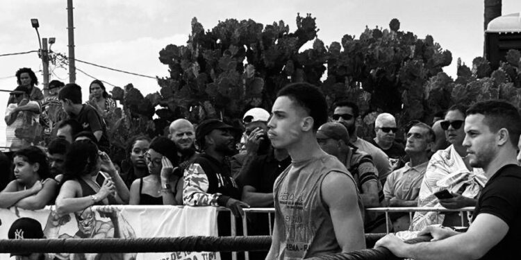 Equipe de boxe de Macaé se destaca em competição e ganha reconhecimento regional
