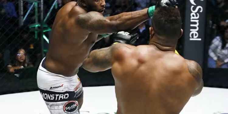 Jungle Fight desembarca com disputa de cinturão dos pesos pesados