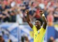 Brasil vence o Japão e avança em jogo emocionante pela Copa