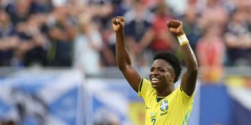 Brasil vence o Japão e avança em jogo emocionante pela Copa