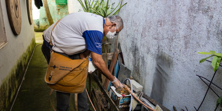 Macaé intensifica combate à dengue com ações em diversos bairros