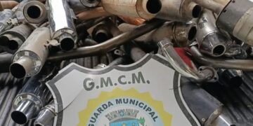 Conceição de Macabu destrói 41 escapamentos irregulares apreendidos em fiscalizações