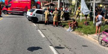Acidente na Serramar termina com uma morte e sete feridos