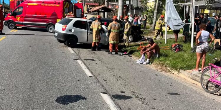 Acidente na Serramar termina com uma morte e sete feridos
