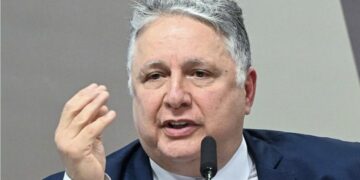 Republicanos oficializa Garotinho como pré-candidato ao Governo do Rio de Janeiro