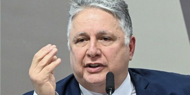 Republicanos oficializa Garotinho como pré-candidato ao Governo do Rio de Janeiro