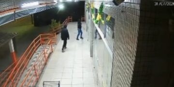 Criminosos arrombam e invadem supermercado em Porciúncula