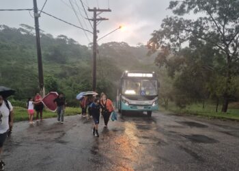 População cobra melhorias nos ônibus e no transporte público de Macaé