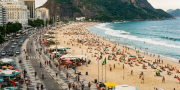 Prefeitura e Governo do RJ ampliam programa Tolerância Zero com mais de 1,4 mil agentes na orla da Zona Sul