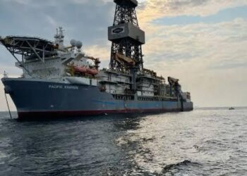 Trabalhadora morre a bordo de navio-sonda na Bacia de Campos