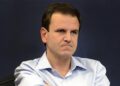 Eduardo Paes falta ao primeiro debate e vira principal alvo dos adversários