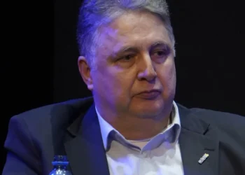 TRE-RJ suspende fundo eleitoral, propaganda e participação de Garotinho em debates