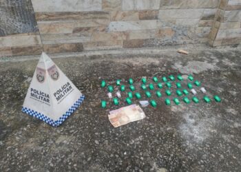 Homem é preso com cocaína e crack durante ação policial