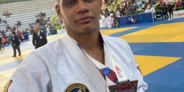 Jovem judoca conquista bronze e garante única medalha da região no estadual
