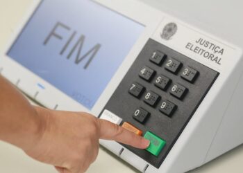 Eleitores com deficiência têm até segunda para pedir transporte gratuito; São Pedro da Aldeia terá serviço porta a porta