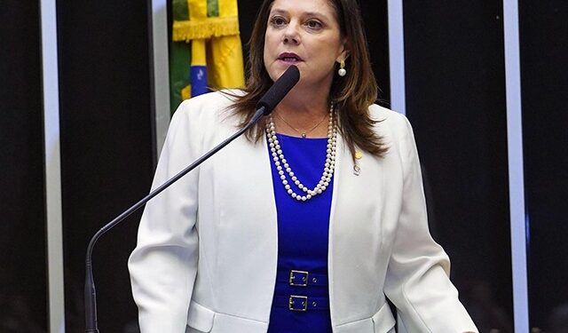 Filha de deputada é abordada pela PF com R$ 600 mil em espécie