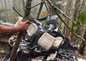 Novas imagens mostram destroços de helicóptero que levava cantor Rick
