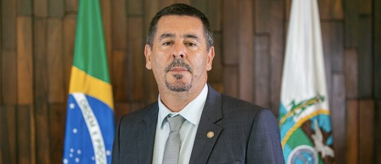 TRE-RJ rejeita recurso e mantém candidatura de Val Ceasa barrada