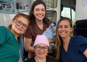 Bebê nasce dentro de carro de aplicativo a caminho da maternidade em Campos