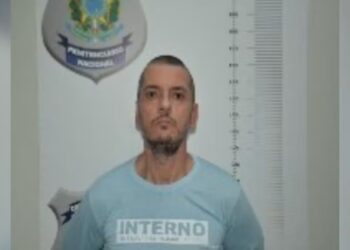 Longe do poder, Rodrigo Bacellar aparece visivelmente mais magro em presídio de segurança máxima