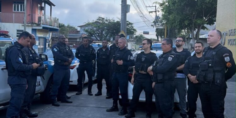 Operação do 32º BPM prende sete pessoas e apreende 30 litros de loló